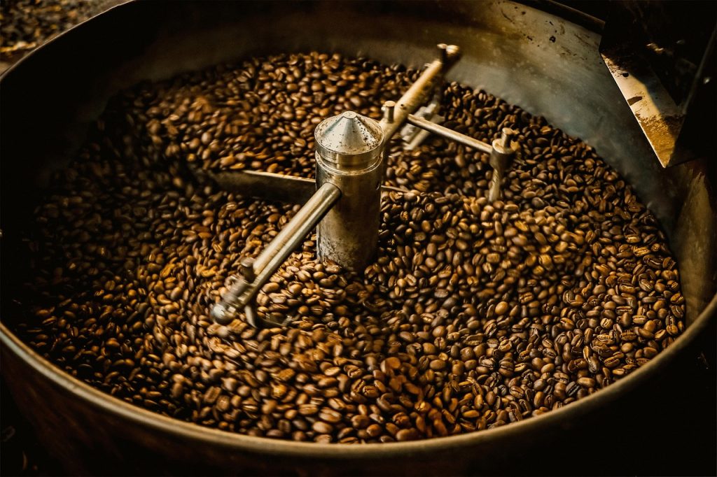 Combien de temps la caféine reste-t-elle dans le sang ?
